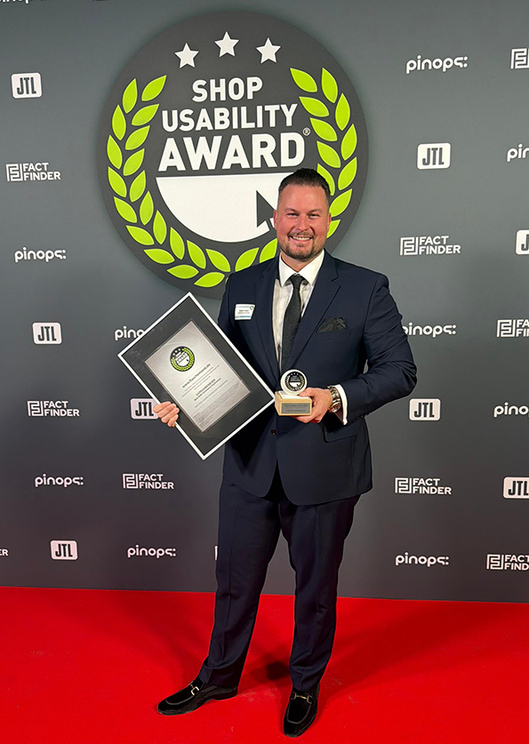 Robert Cipin auf dem roten Teppich des Shop Usability Award 2026